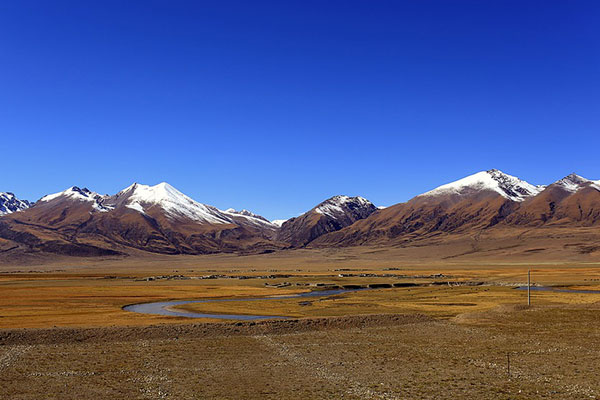 成都租车自驾游西藏阿里旅游路况须知，注意事项有哪些？