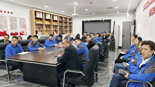 四川能源国信租车公司开展交通安全专项培训